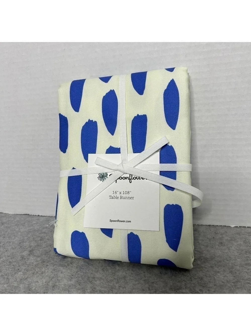 Spoonflower Tablerunner Abstract Blue 16x108” NWT